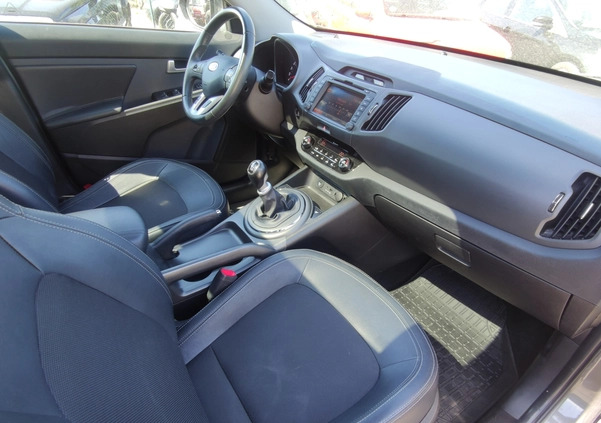 Ford Focus cena 49800 przebieg: 117857, rok produkcji 2014 z Piła małe 596